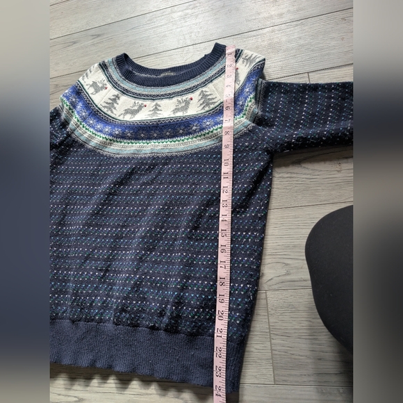 Talbots Christmas Holiday Reindeer Fair Isle Lambswool Blend Sweater Size M - Picture 6 of 6